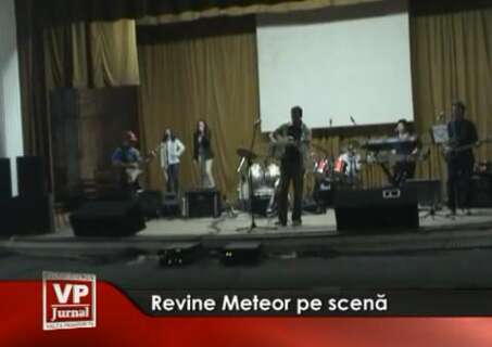 1106-453x320 Revine Meteor pe scenă
