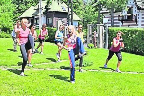 1133-480x320 Zeci de femei, în tabără de fitness, la Sinaia
