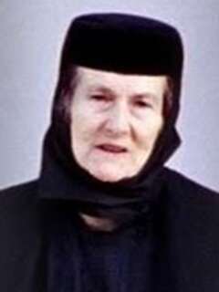 346-240x320 O confesiune de excepţie a Maicii Benedicta de la Văratec
