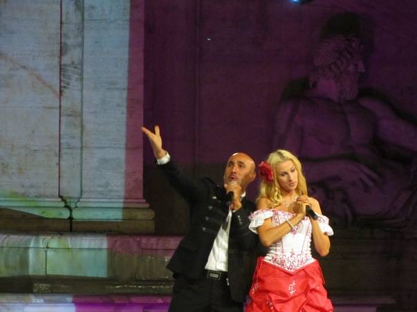 1 Cetatea Eterna cucerita de tenorul Romeo si soprana Julia Saleno