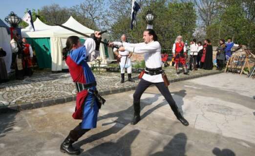 121-522x320 Festival Medieval ajunge si la Bran