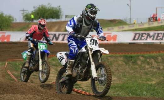 1x27-522x320 Sporturi extreme. Festival de endurocross la Buşteni