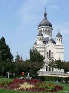 471-240x320 Catedralele din Ardeal, monumentalitate şi spirit românesc