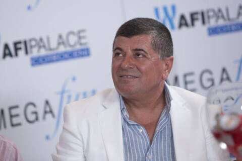 137-480x320 Primarul din Buşteni regretă că nu poate organiza un meci al bunului său prieten, Lucian Bute