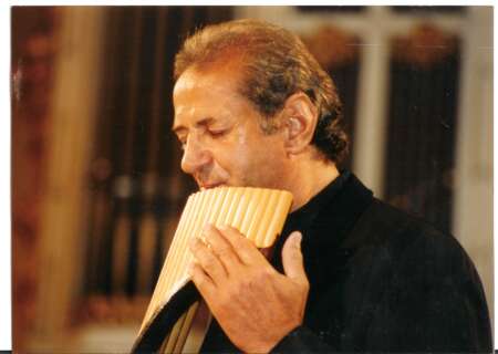 186-450x320 Gheorghe ZAMFIR - "Un oltean de-al meu din Gorj"