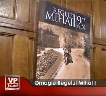 351-355x320 Omagiu Regelui Mihai I la Castelul Peles