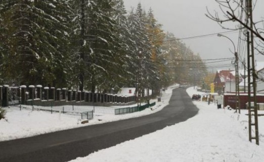 1157-522x320 Traseele montane din Bucegi închise. Drumurile sunt acoperite de polei.