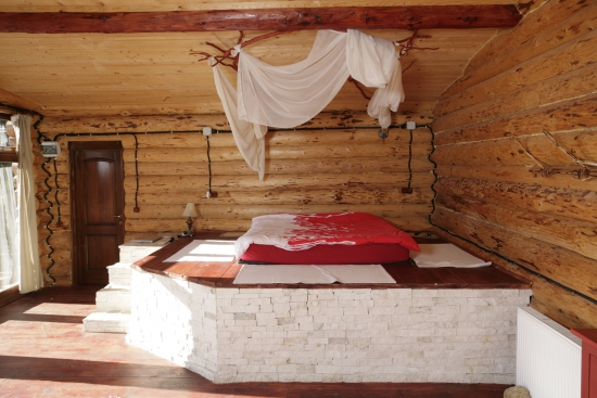 1175 Recomandare "CASA Mea" - Cabana rustica si prietenoasa cu mediul in Predeal