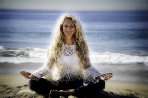 1282-480x320 Gina Silverstein: "Cum să ai orgasm cu ajutorul meditației"