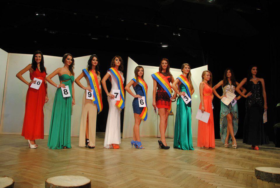 Totpals-Daily-News24 Miss Busteni si Regina Prahovei 2012 desemnate in premiera la Busteni (galerie foto & video)