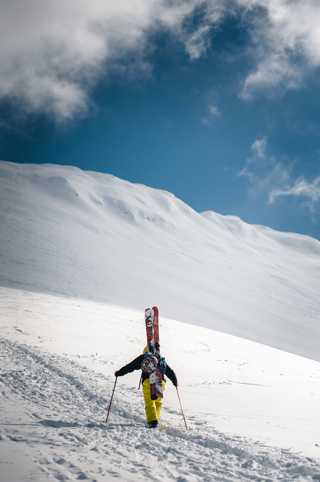 HILA_WEB_02_14_43_1996 Pe 1 martie are loc cea mai grea competitie de freeride snowboard si ski din Romania