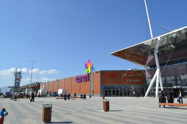 rege2 Un milion de vizitatori la cel mai mare Centru de Distracţii din Transilvania în prima lună de la deschidere