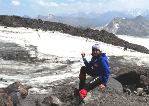 DSC01202 Record romanesc in Rusia - alpinista Dor Geta Popescu, in varsta de 12 ani si 2 luni, a atins varfului Elbrus, de 5647m