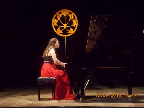 DSCN0551 Sâmbătă, 12 septembrie, Adela Liculescu a susţinut un „Recital de pian” la Busteni