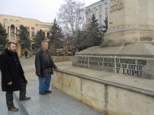 SAM_2816 Iacob CAZACU-ISTRATI: "Dar din dar, lumină din lumină"
