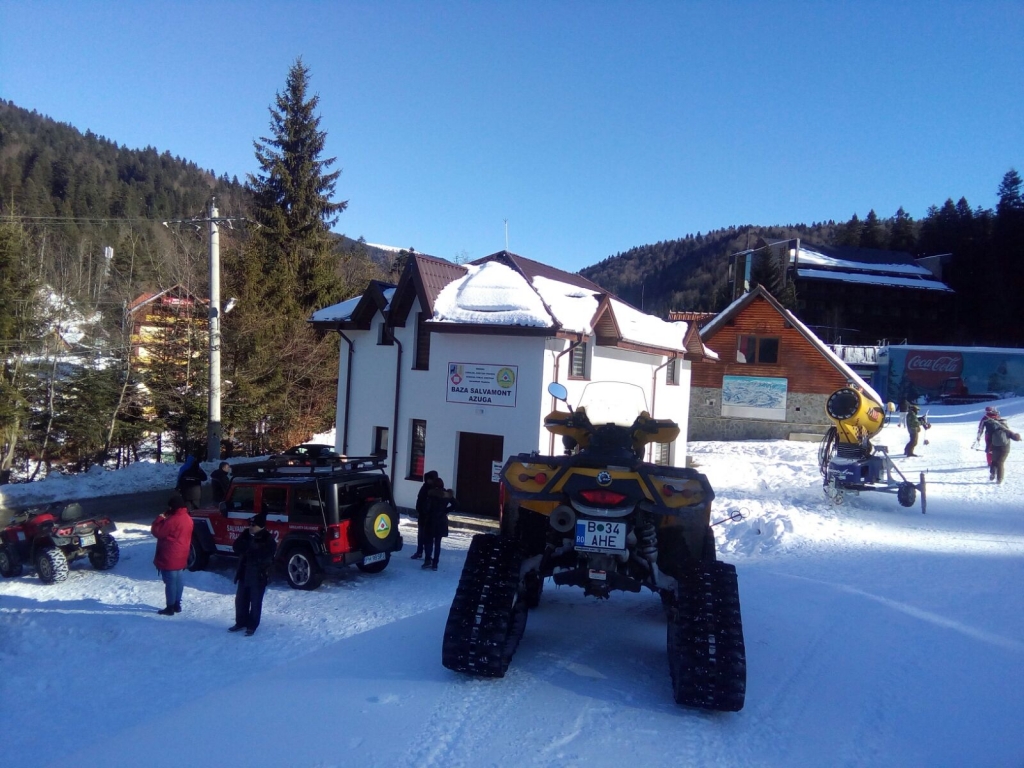 salvamont2 Singura ambulanță Salvamont din țară la Azuga