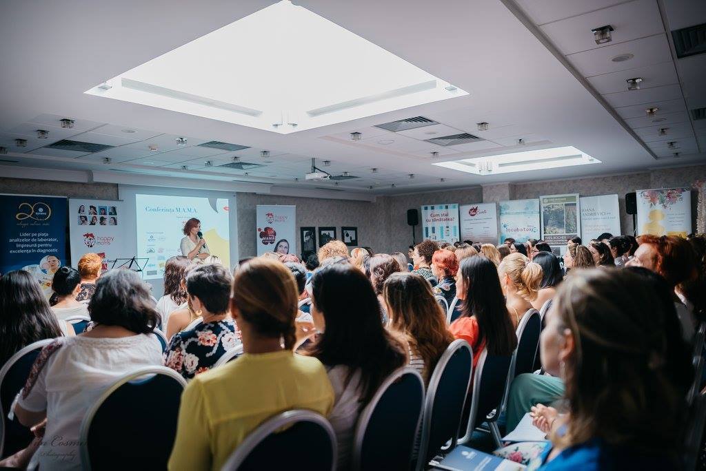 Happy-Moms-1 Studiu: România, locul 77 în lume privind inegalitatea între sexe